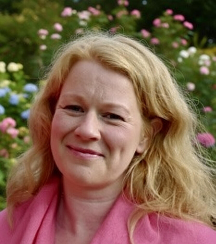 A beautful angel smiling