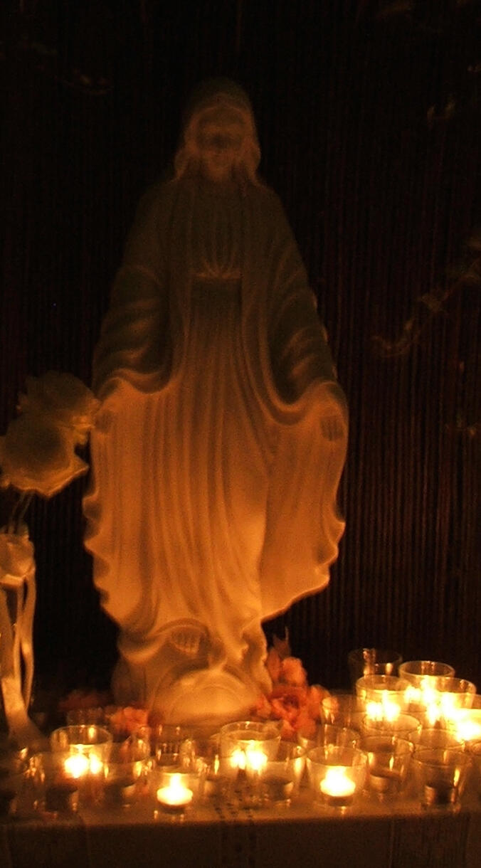 A beautful angel smiling